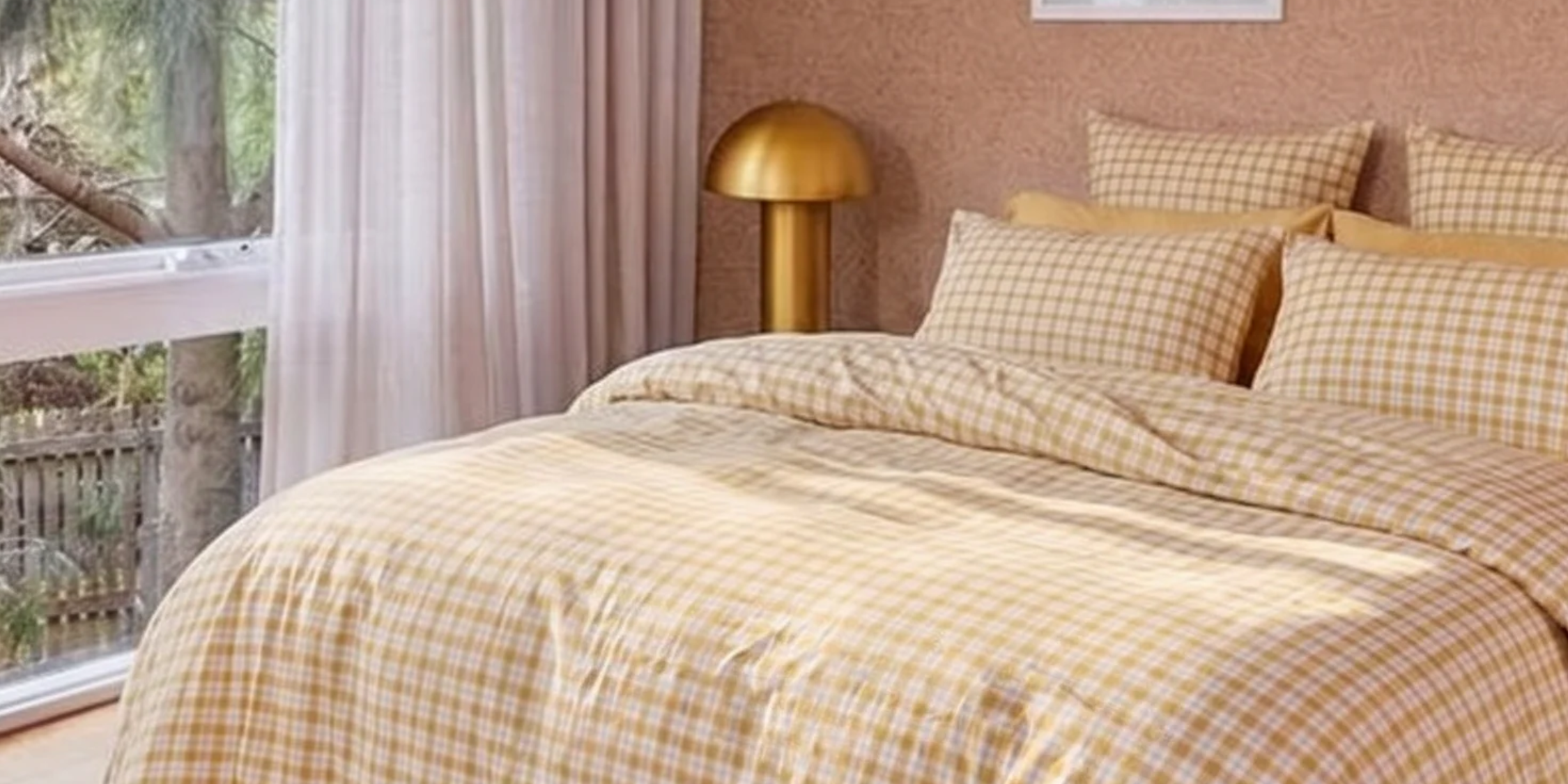 CHECKERED BEDDING