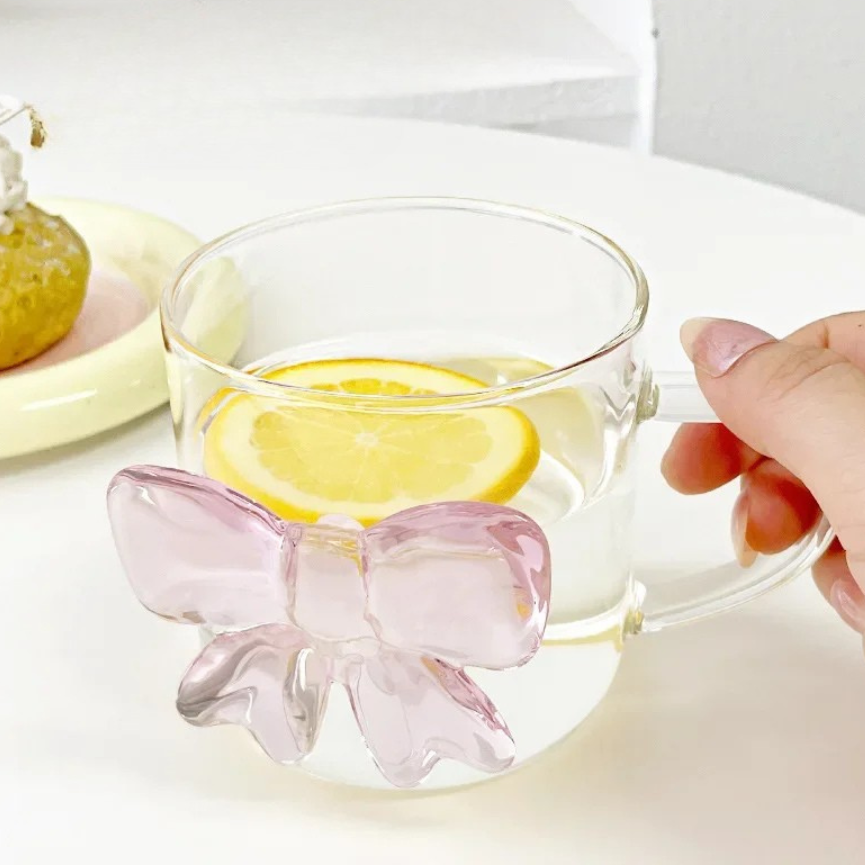 Sarai Bow Glass Mug