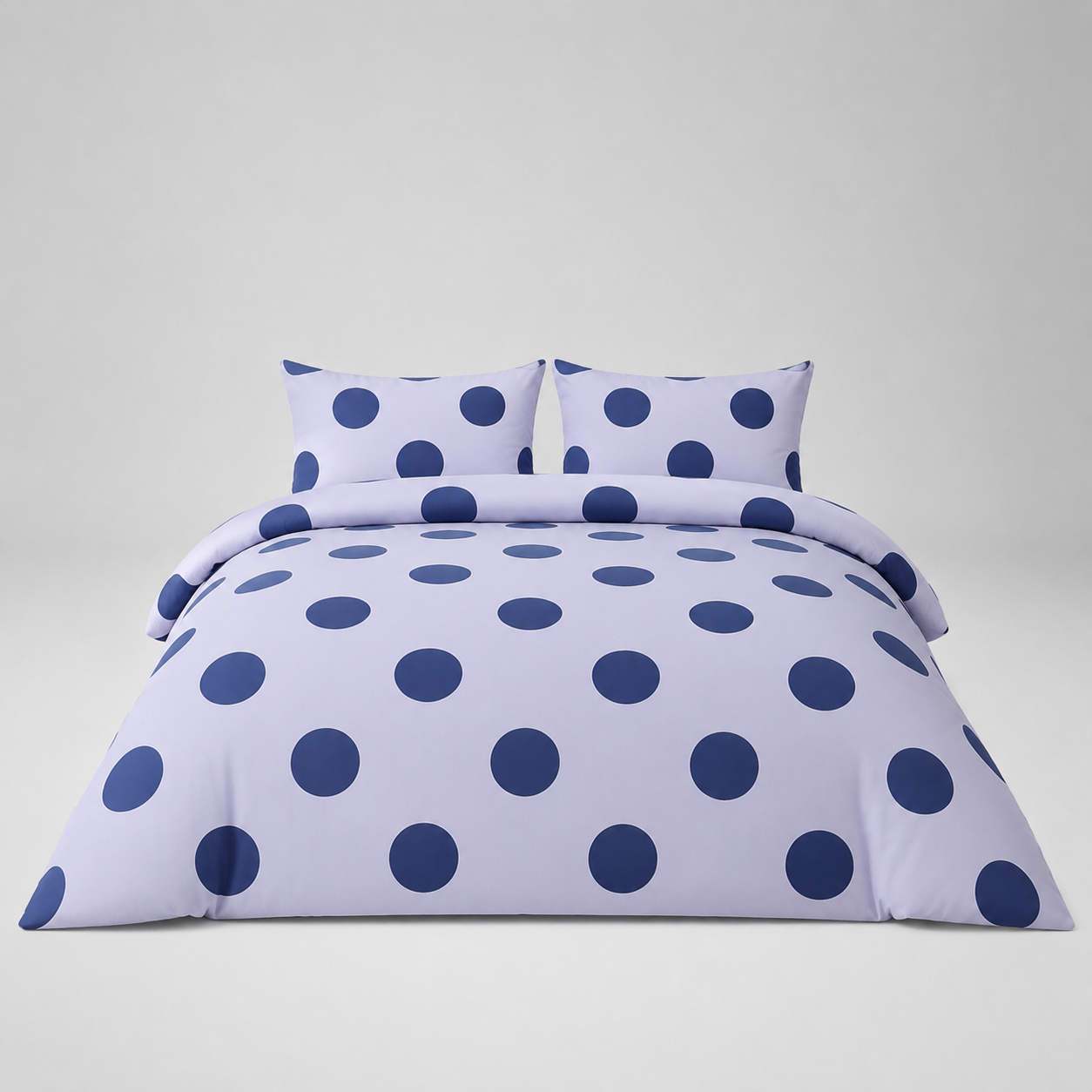 Della Spot Bedding Set