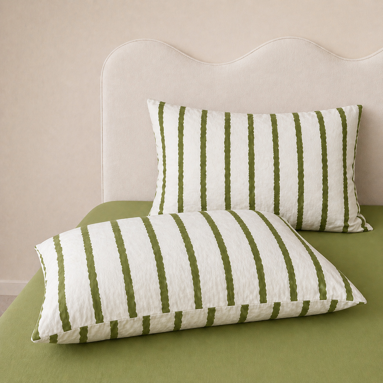 Rhodes Striped Bedding Set