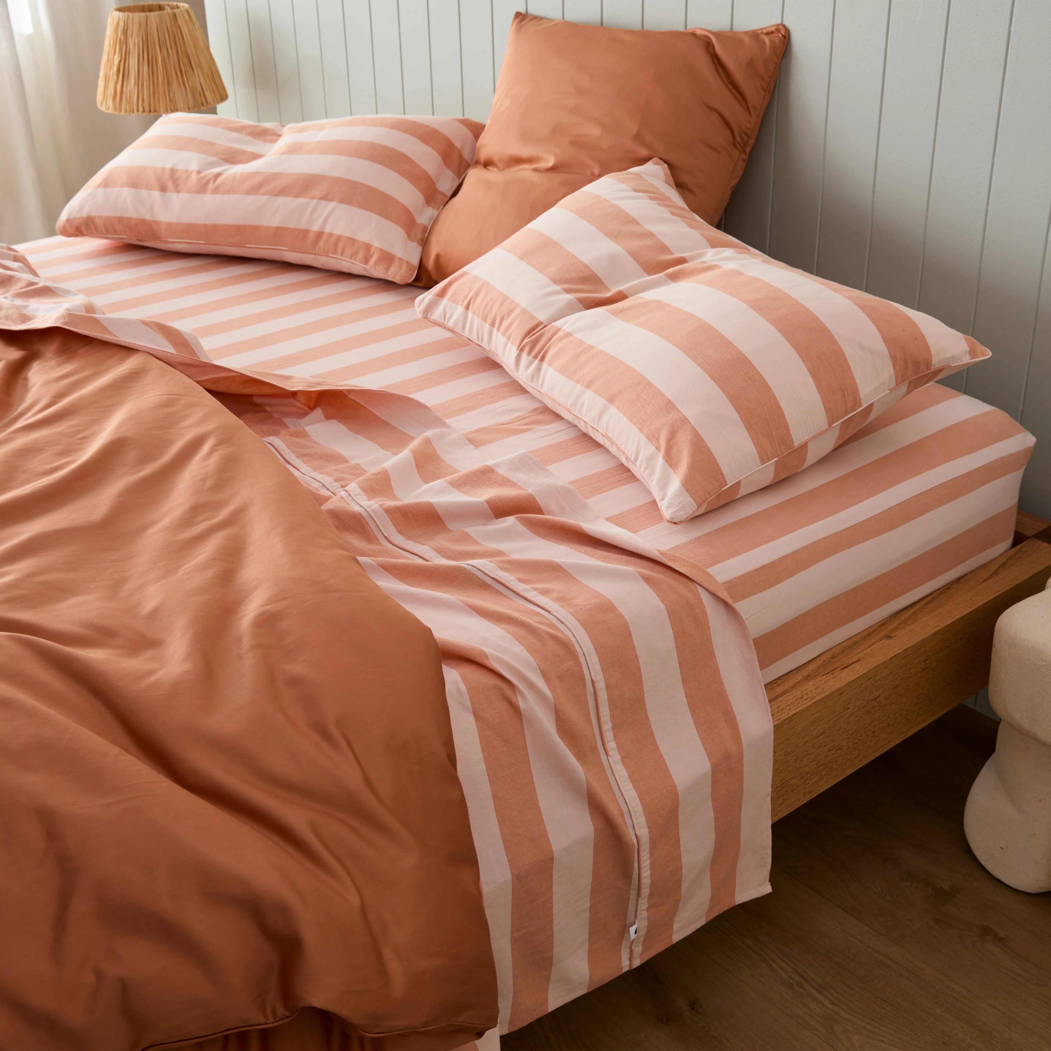 Leo_Sandy_Stripe_Sheets_Bundle_b81e40d7-3bc2-44c3-8cda-8cc21c1f0193.webp