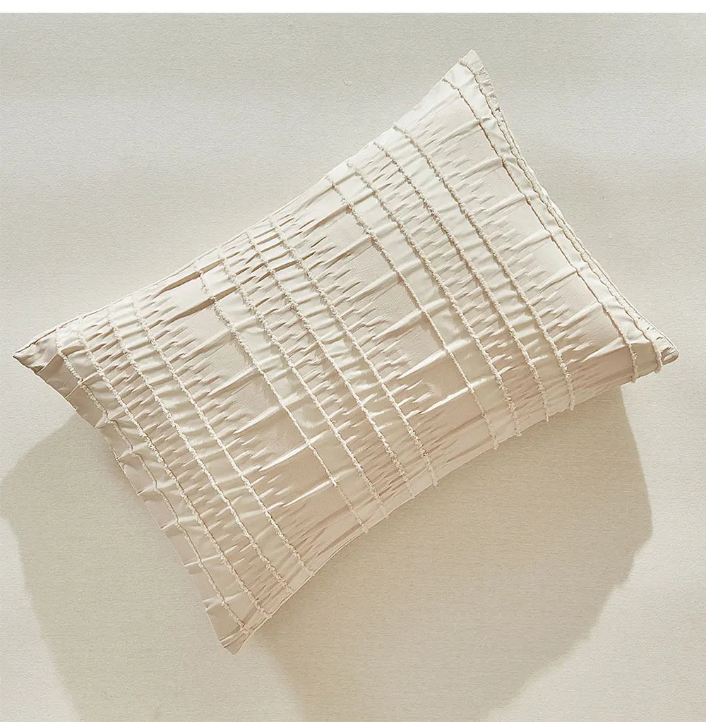 Maren Tufted Bedding Set