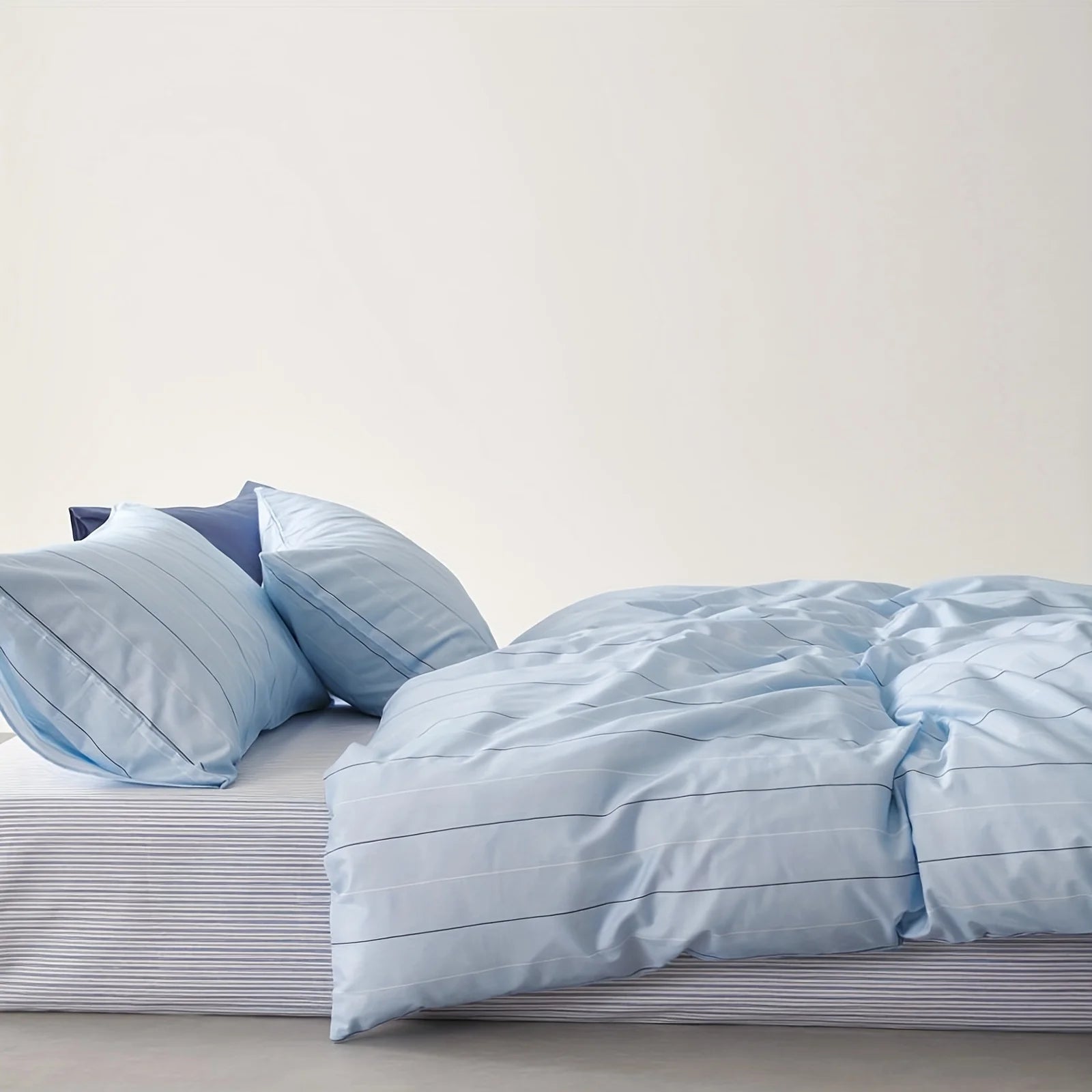 Aero Stripe Bedding Set