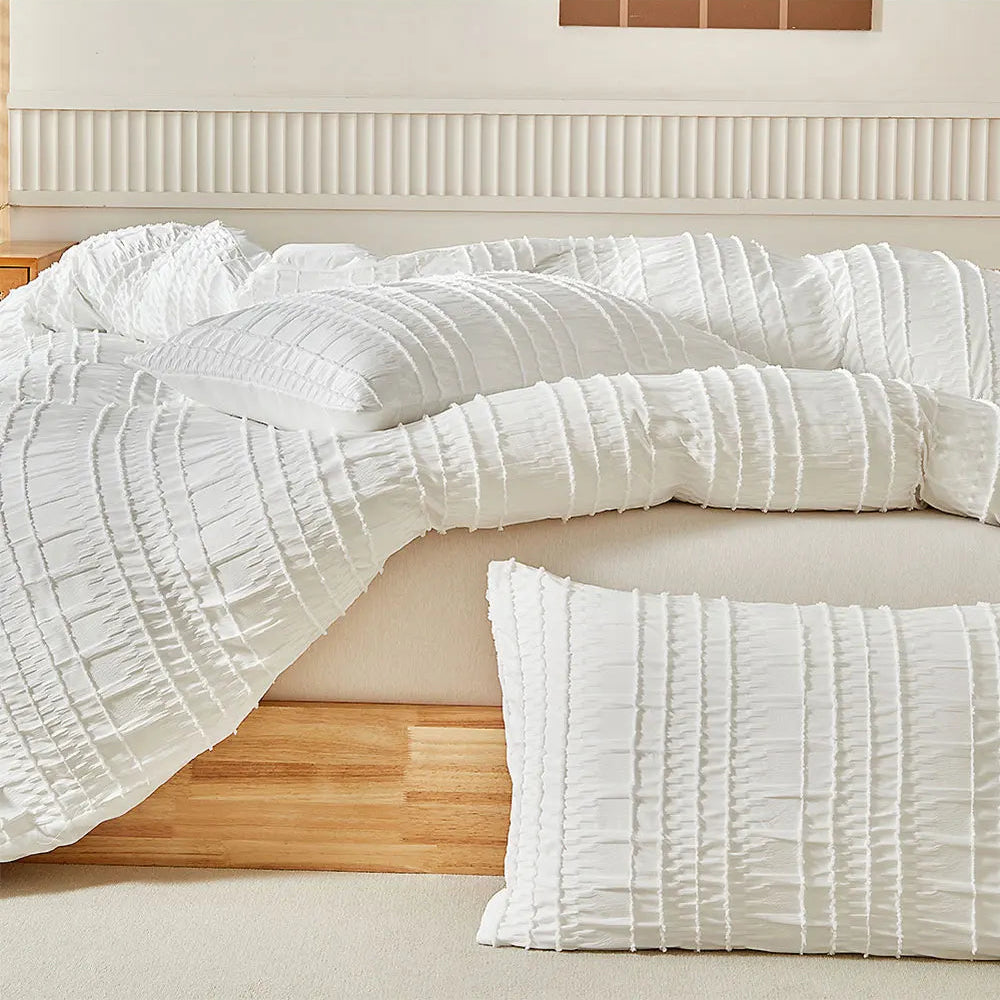 Maren Tufted Bedding Set