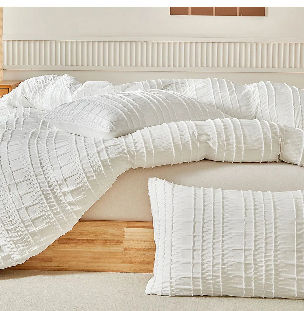 Maren Tufted Bedding Set