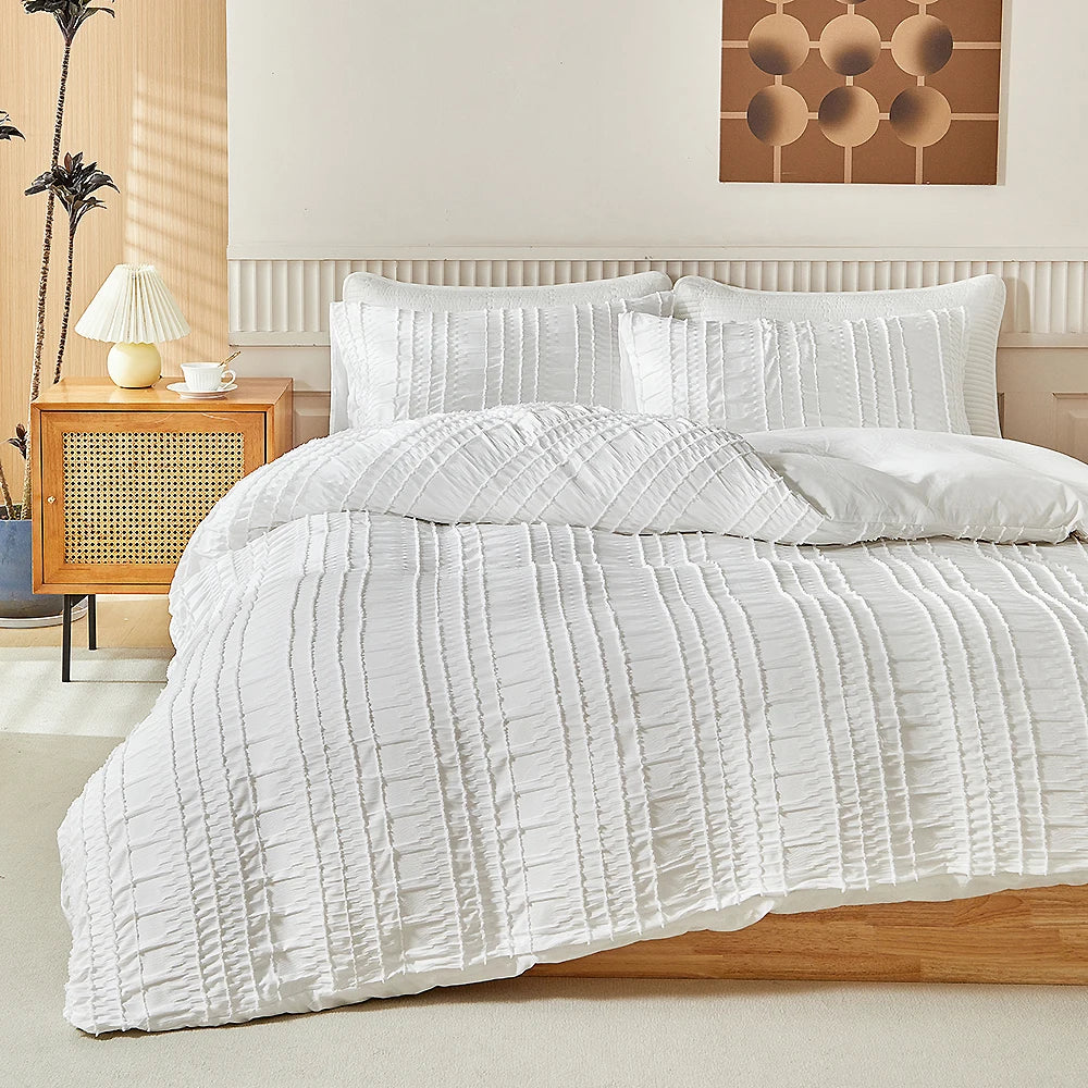 Maren Tufted Bedding Set
