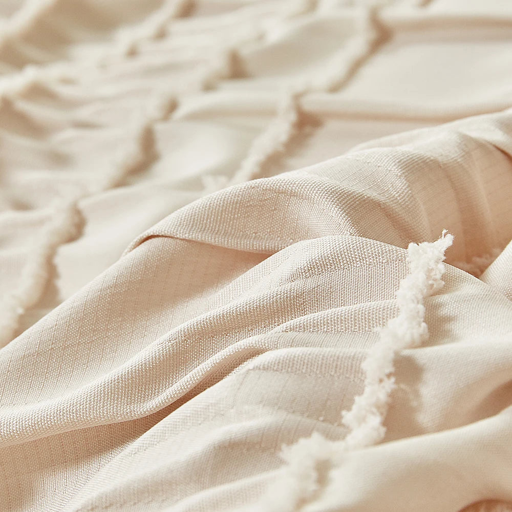 Maren Tufted Bedding Set