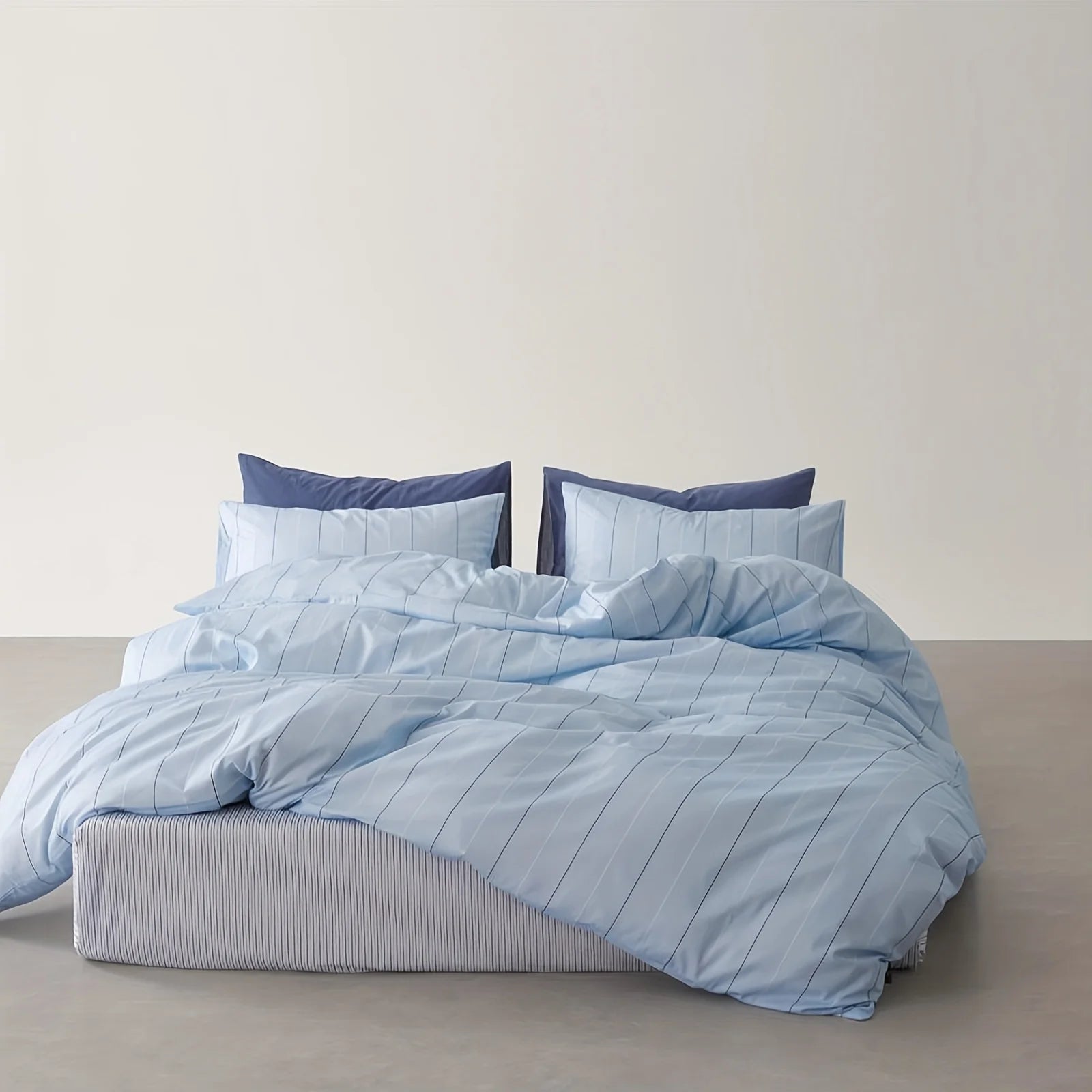 Aero Stripe Bedding Set