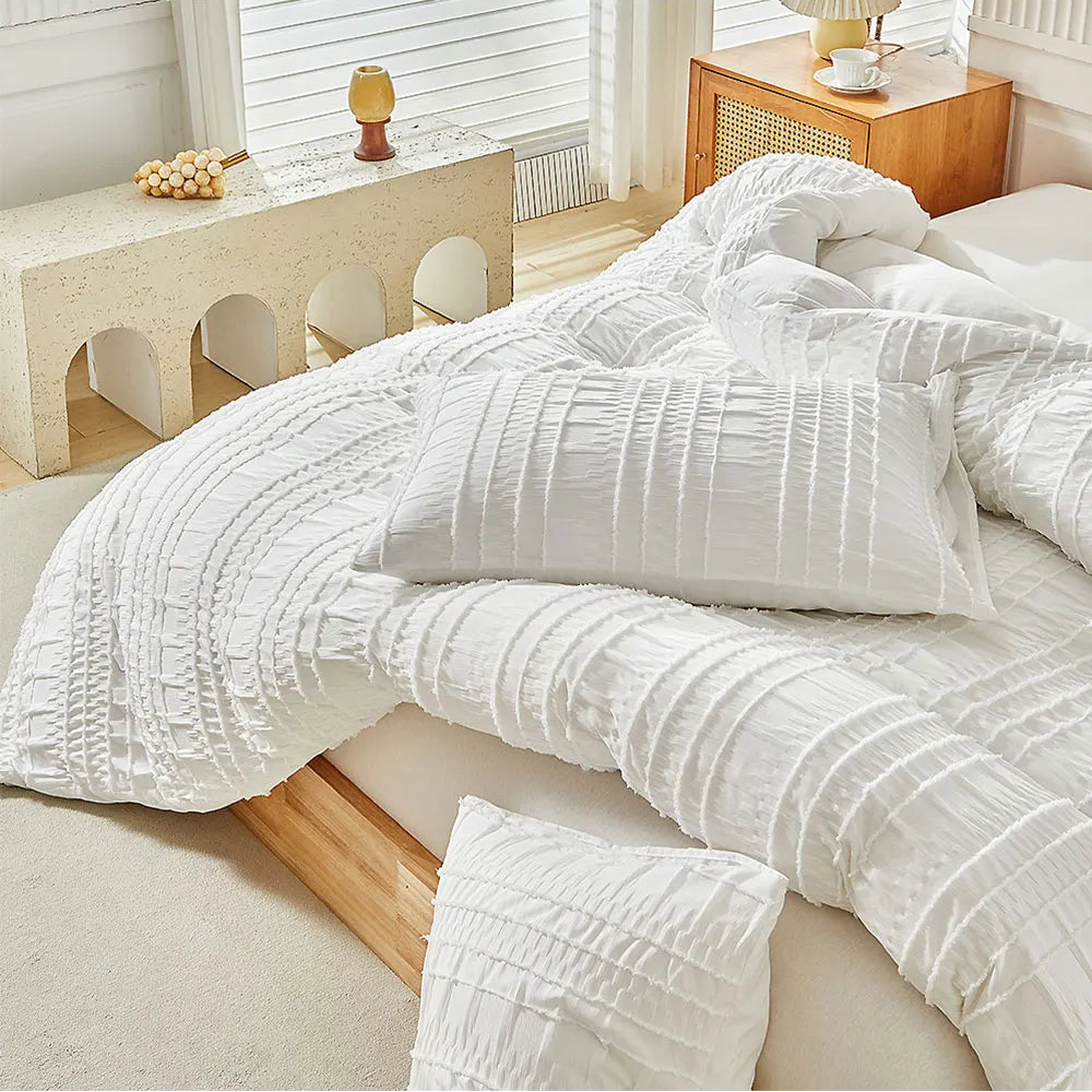 Maren Tufted Bedding Set
