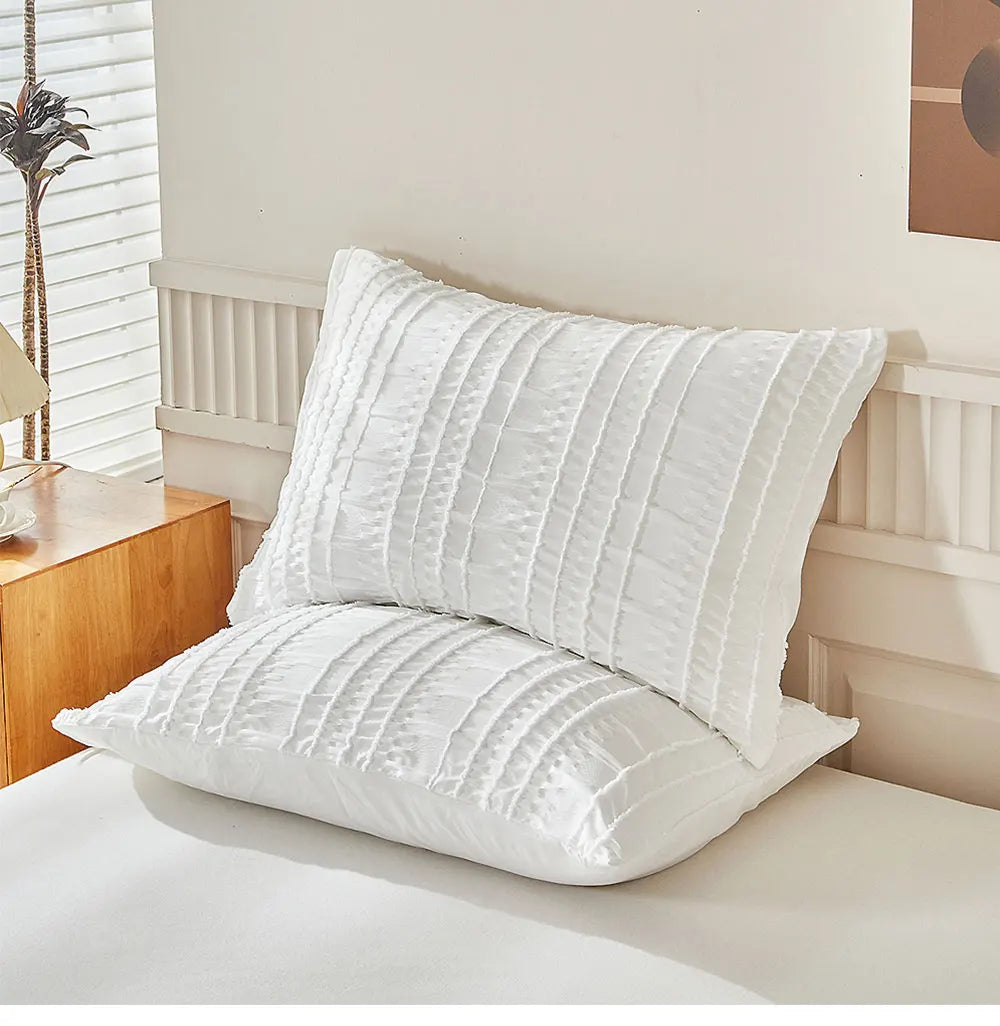 Maren Tufted Bedding Set
