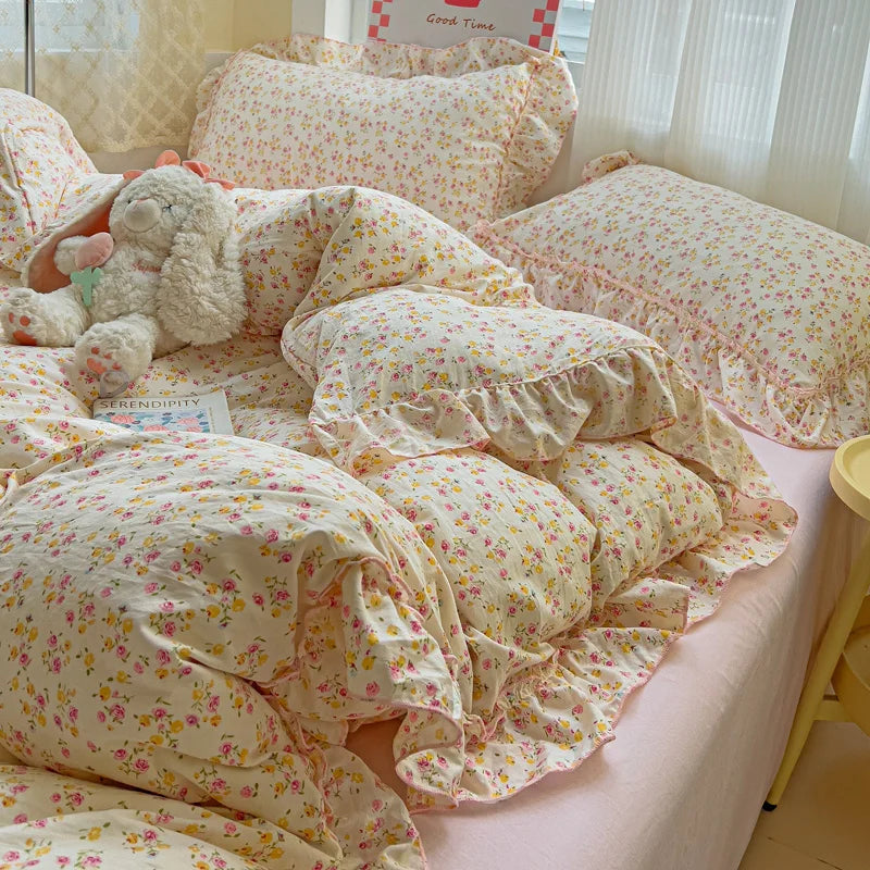 Honeybelle Floral Ruffle Bedding Set