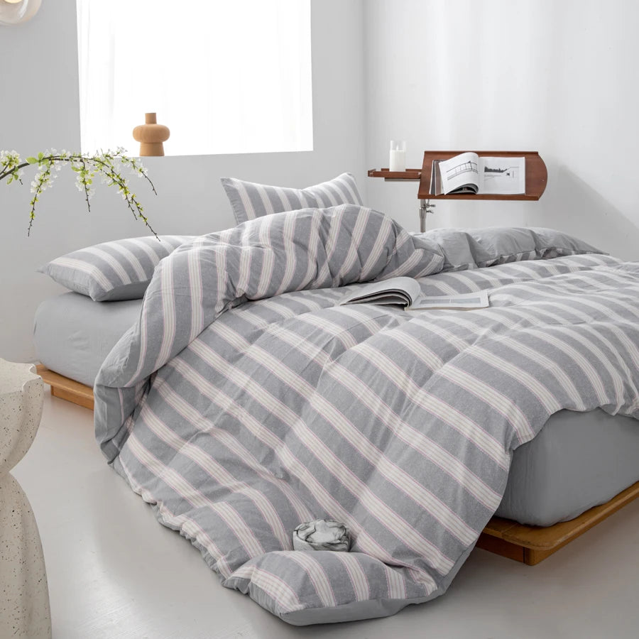 Elio Stripe Bedding Set