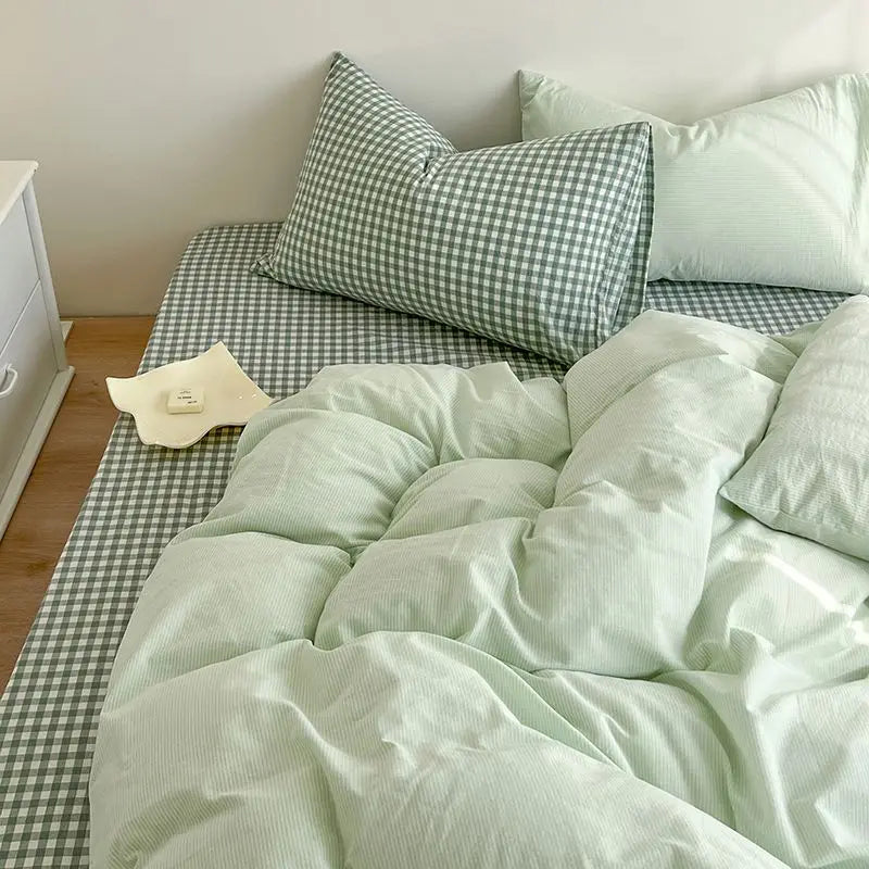 Honeythatch Gingham Bedding Set