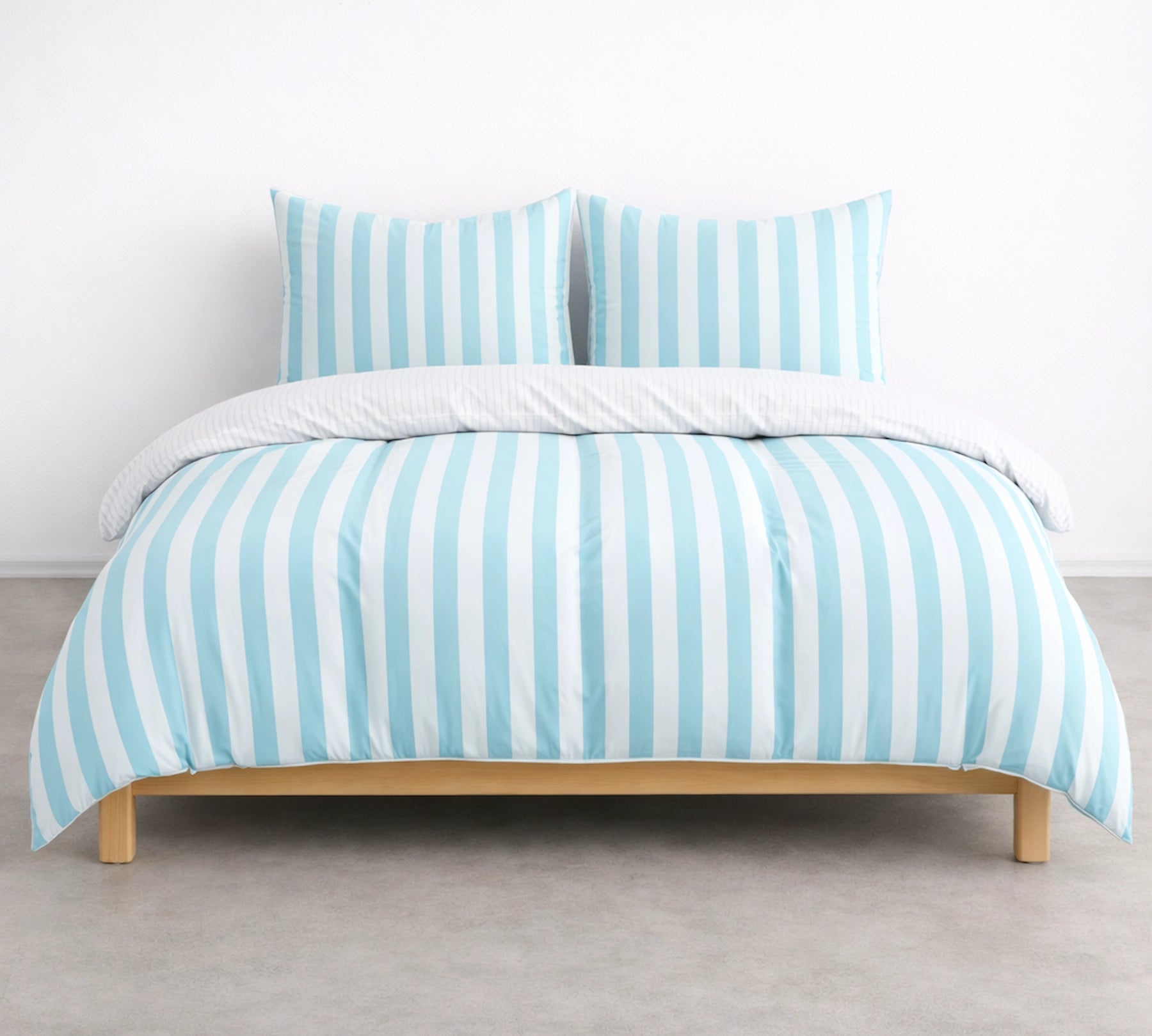 Striped Bedding Set