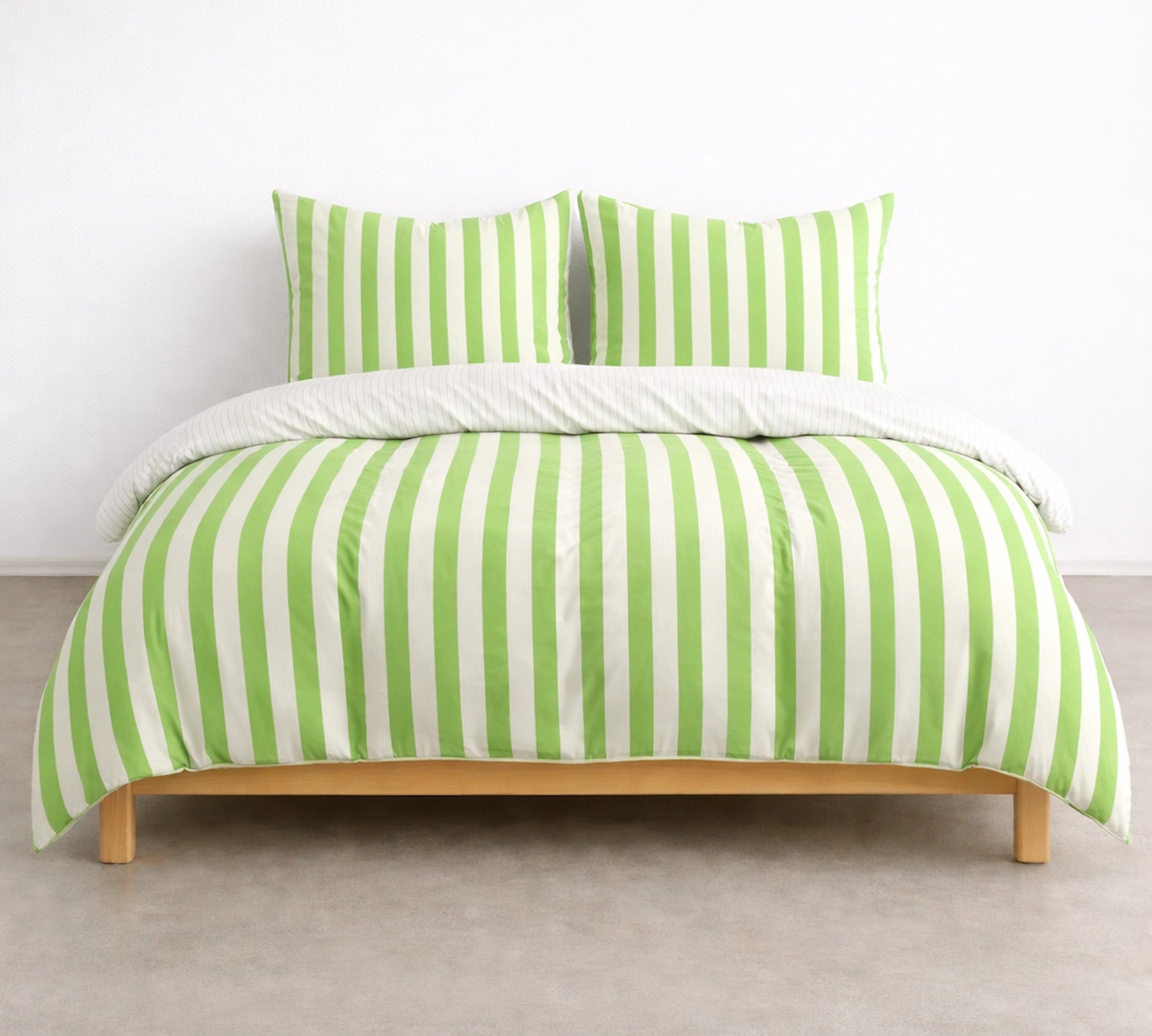 Striped Bedding Set
