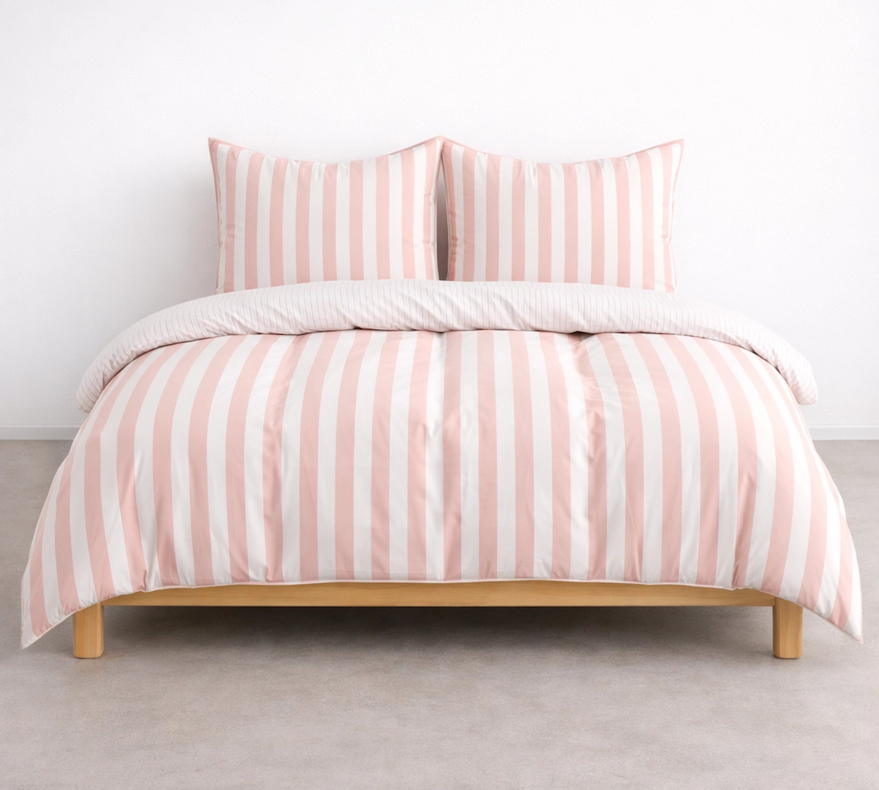 Striped Bedding Set